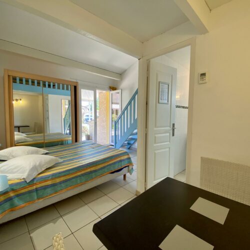 Chambre familiale avec terrasse de l'Hôtel Myriam à Vias-Plage (34)